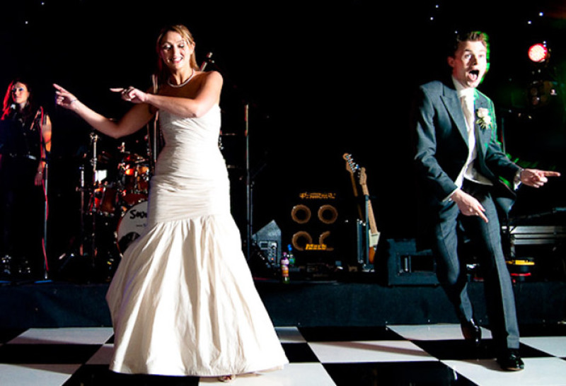 wedding-bands-for-hire-performing-live