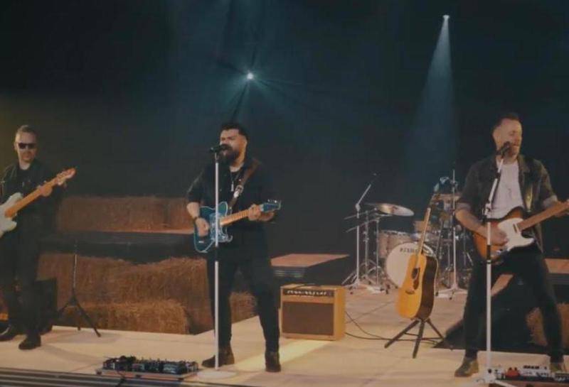modern-country-band
